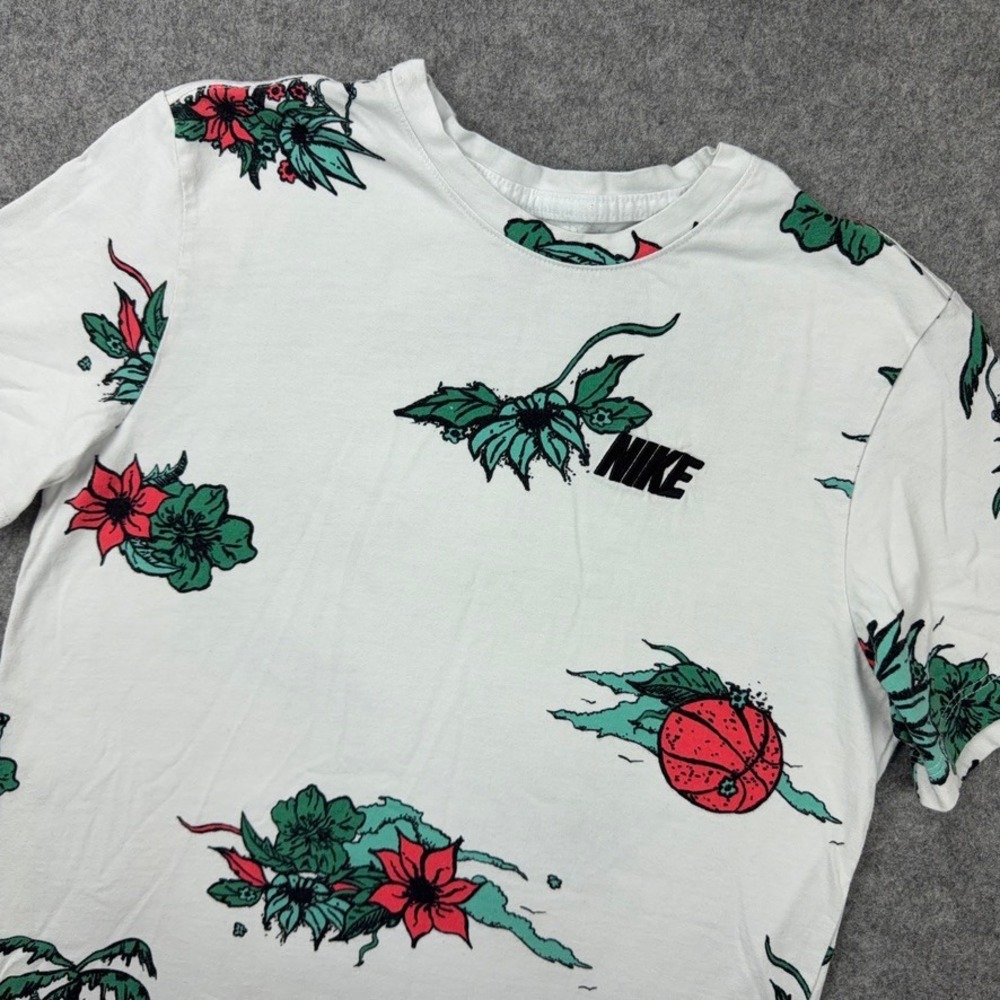Nike Shirt Mens Medium‎ White Tropical All Over Print Floral Basketball AOP Tee